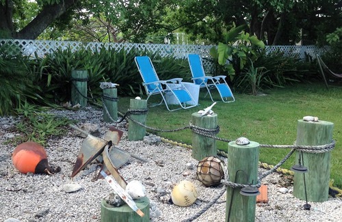 Spanish Wells Cottage | Conched Out Island Cottage, golf cart and ocean kayak included