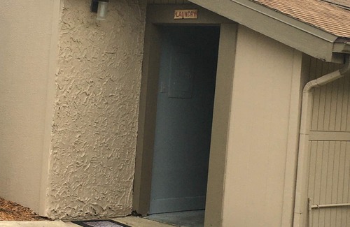 Cove Condo | Condo 10 minutes from Tampa Airport