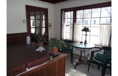 Cumberland Condo | Condo, 5 min from Brave stadium restaurant's