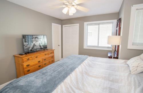 Banner Elk House | Condo at Pinnacle Inn Resort