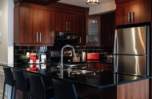 Saint-Sauveur Apartment | Condo chic au pied des pentes St-Sauveur