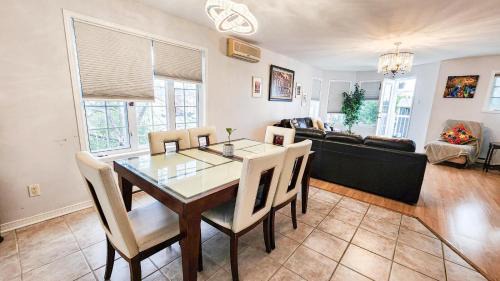 Brossard Apartment | Condo de charme familial