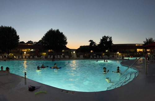 Quincy Condo | Condo in Crescent Bar Resort—20 minutes from the Gorge amphitheater.