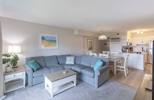 Duck Condo | Condo in Duck with Ocean Views, Community Amenities