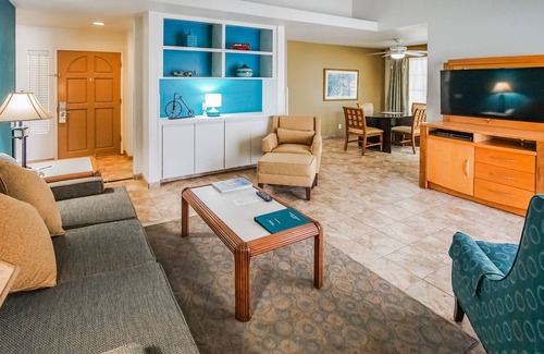 La Quinta Condo | Condo in the Desert WEEKEND 2 Close to Coachella Music and Arts Festival Shuttle