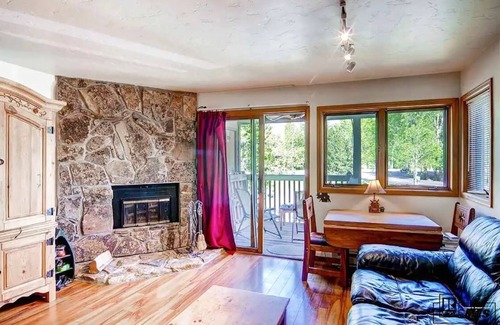 Steamboat Springs Condo | Condo in the heart of Steamboat w/private grill & shared hot tubs