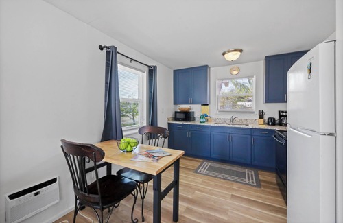 Goodland Condo | Condo located in Goodland just a short walk from great food