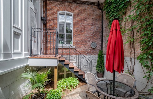 Old Quebec Apartment | Condo Méribel Vieux-Quebec! 2100 ft., n3 bedrooms, Free inside parking, BBQ.