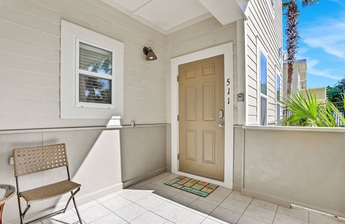 Dune Allen Beach Condo | Condo near the beach with outdoor pool, BBQ, washer/dryer, streaming, central AC