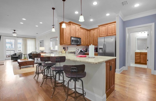 Historic District - North Condo | Condo on Bay Street, Downtown Historic Savannah, Elevator, River Views