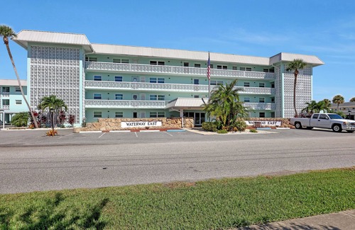 New Smyrna Beach Condo | Condo on Intercoastal Very Close to Beach in New Smyrna