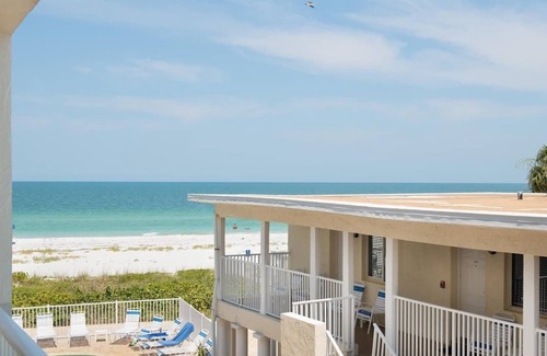 Belleair Beach Condo | Condo On The Beach - Ocean Side View Balcony