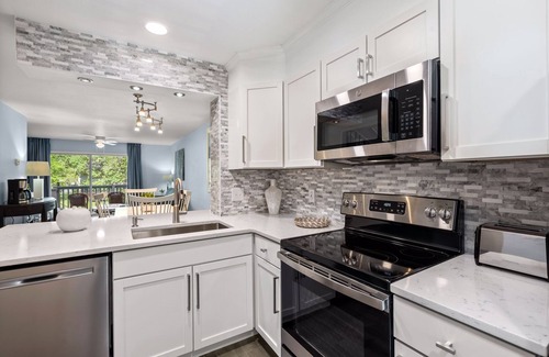 North Charleston Condo | Condo overlooking Pond