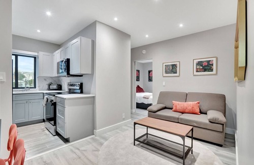 Central Beach Apartment | Condo Right off Las Olas - Steps to FTL Beach #2A