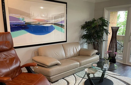 St. Louis Condo | Condo St. Louis County GREAT location in secure building near 270, 64/40, Olive
