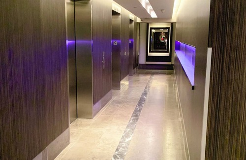 Bay Street Corridor Condo | Condo Studio in Downtown Toronto on Yonge-Dundas