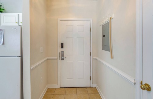 North Myrtle Beach Condo | Condo w/Golf Course View in Barefoot Resort!