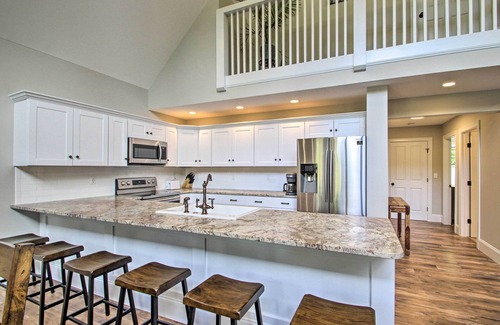 Cranmore Birches Condo | Condo w/Grill: Walk to North Conway & Cranmore!