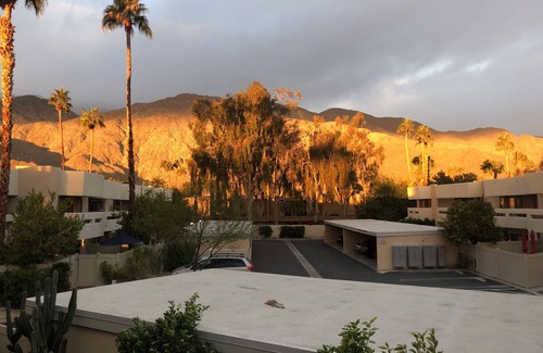 Baristo Condo | Condo with 360 degree views of Palm Springs mountains