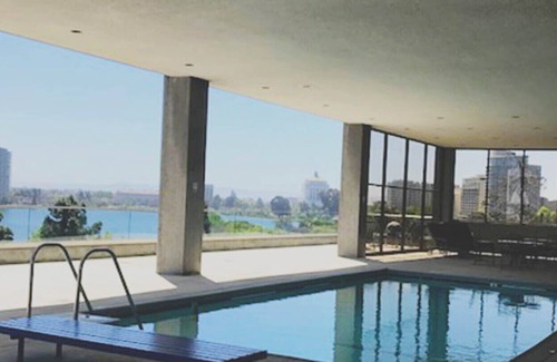 Oakland Apartment | Condo with Breathtaking views and Spa-like amenities