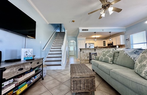 Corpus Christi House | Condo with Patio, Waterview and Beautiful Sunset