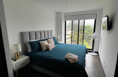 Zona 15 Apartment | Condominio con estillo en area tranquilla y contemporania.