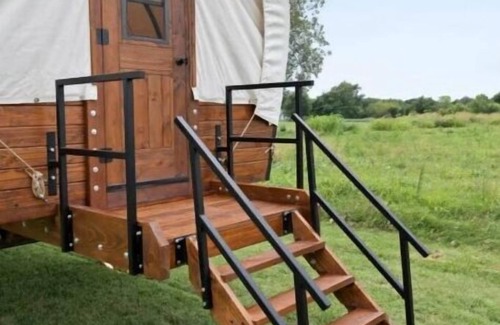 Mountain Dale House | Conestoga Cozy: Wagon Retreat!