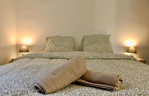 Secteur 1 Apartment | Confort moderne, Apt proche Gare 2-4 personnes