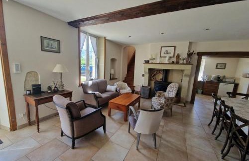 Bazoches-sur-Hoene Villa | Confort & nature, calme et convivial