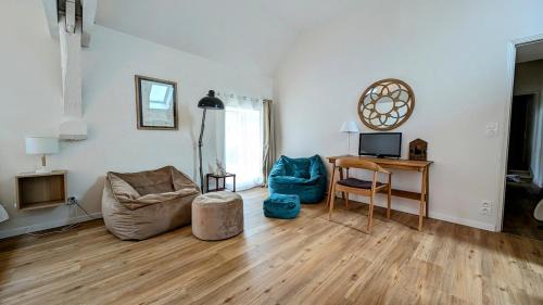 Bazoches-sur-Hoene Villa | Confort & nature, calme et convivial