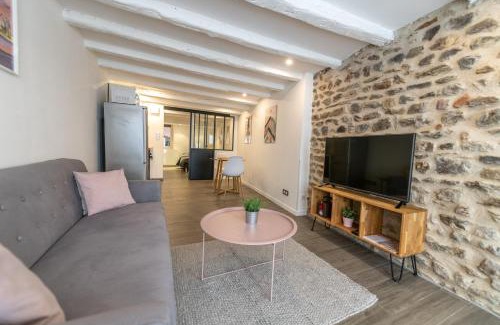 Centre Ville Apartment | CONFORTABLE 2 PIÈCES AU CŒUR DU CENTRE HISTORIQUE