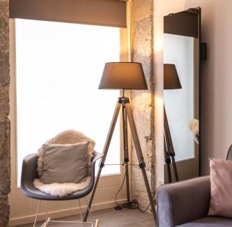 Centre Ville Apartment | CONFORTABLE 2 PIÈCES AU CŒUR DU CENTRE HISTORIQUE