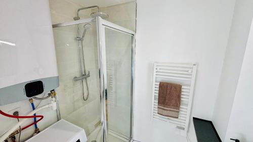 Saulaie - Claveliere Apartment | Confortable T2 moderne près du métro