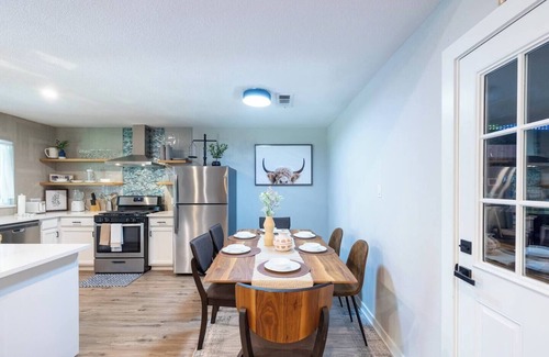 East Congress House | Congress Capitol by The Key Rentals