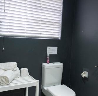 Humewood Bed & Breakfast | Conifer Beach House