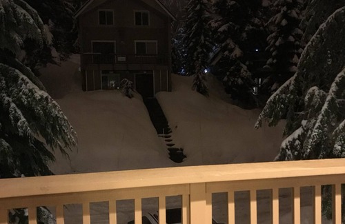 Snoqualmie Pass House | Conifer Cabin Vacation Rental at Snoqualmie Pass