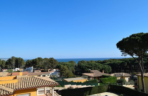 Pals Villa | CONILL Villa with sea views, private pool, air conditioning and wifi.