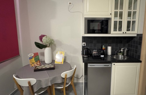 Metaxourgio Apartment | Connect Suites