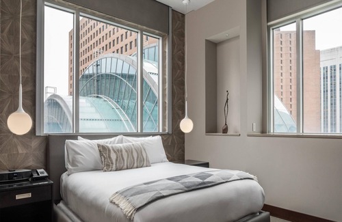 Mile Square Hotel | Conrad Indianapolis