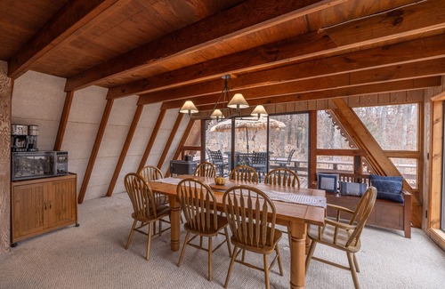 Wright City Ski Chalet | Conrad's Cabin by Innsbrook Vacations!