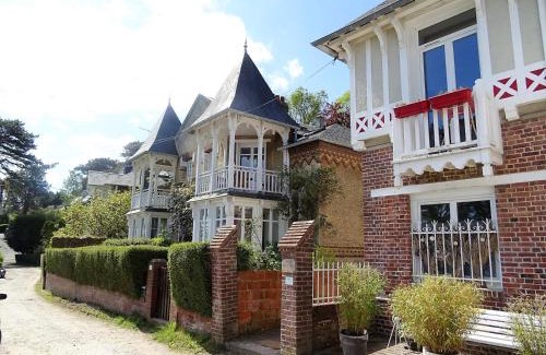 Hautot-sur-Mer House | Consolata