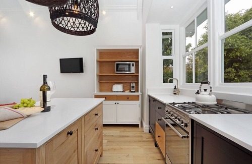 Constantia Cottage | Constantia Architectural designed cottage, gorgeous interiors,landscaped garden