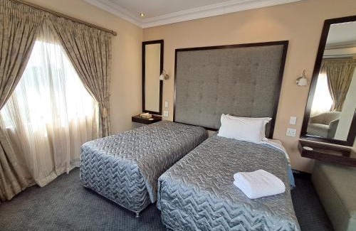 Constantia Park House | Constantia Manor Guest House