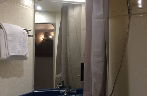 La Penne-sur-Huveaune Hotel | Contact Hôtel Marseille Aubagne