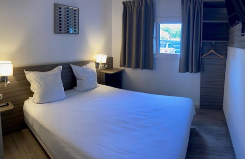 La Penne-sur-Huveaune Hotel | Contact Hôtel Marseille Aubagne