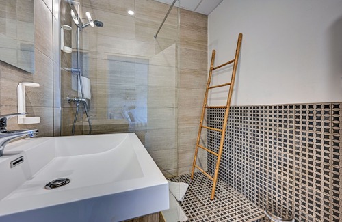 Gemenos Hotel | Contact Hôtel Le Provence