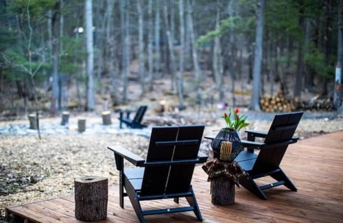 Saugerties Cabin | Container Cabin in the Catskills [Forest]