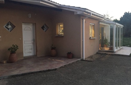 Saint-Jean-de-Cornies Villa | contemporary villa with swimming pool 10x5