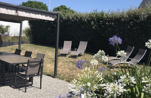 Saint-Pierre-Quiberon House | Contemporary house, Portivy, Côte Sauvage