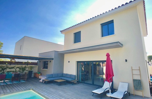 Saint-Jean-de-Vedas Villa | Contemporary villa with pool, 10 minutes from the beach!